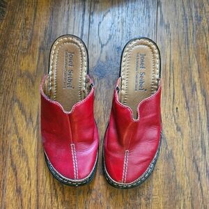 Josef Seibel size 37 red mule, slip ons